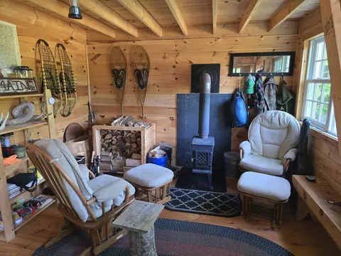 Undisclosed, Rumford, ME 04276