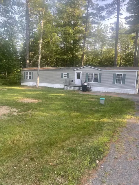 449 County Rd, Milford, ME 04461