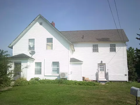 5 Lincoln St, Fort Fairfield, ME 04742