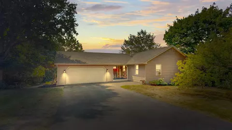 68 Frost Hill Ave, Lisbon, ME 04252