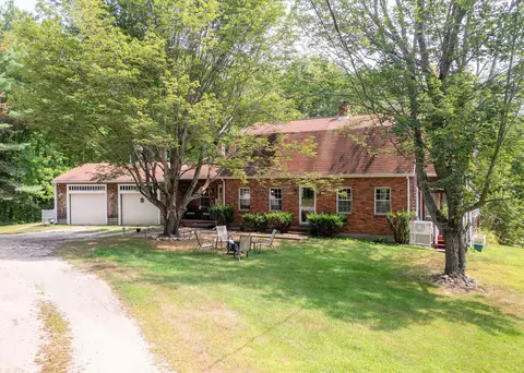 232 Grange Ave, Minot, ME 04258