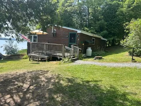 322 Thomas Rd, Sangerville, ME 04479