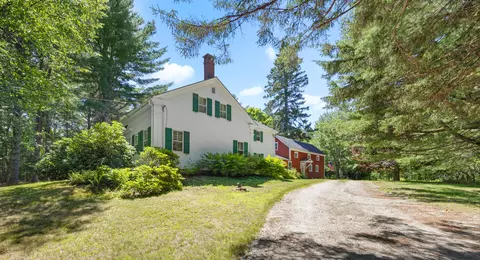 55 High St, Milbridge, ME 04658