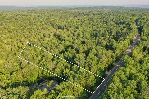 395 Mt Ephriam Rd, Searsport, ME 04974