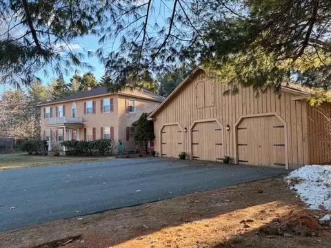 14 Westwood Dr, Ellsworth, ME 04605
