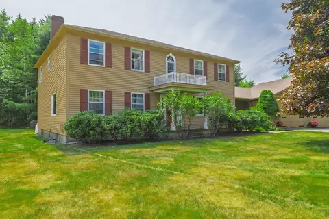 14 Westwood Dr, Ellsworth, ME 04605