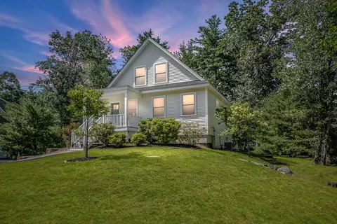 56 Stacy Ln, Eliot, ME 03903