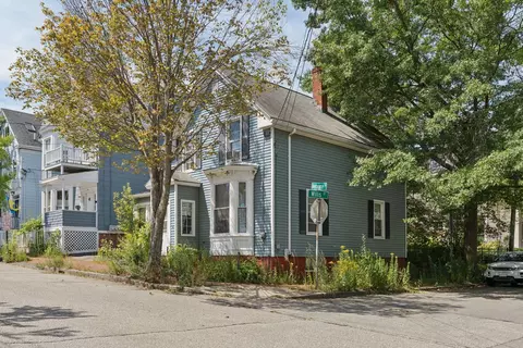 51 Melbourne St, Portland, ME 04101