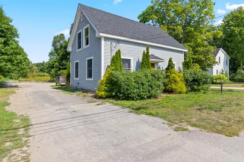 25 Main St, Gray, ME 04039