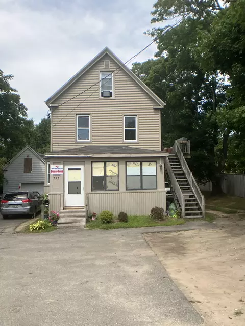 753 Main St, South Portland, ME 04106