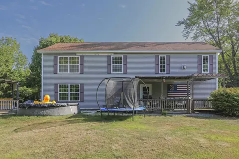53 Lincolnville Ave, Belfast, ME 04915