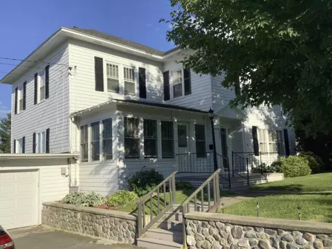 192 Main St, Van Buren, ME 04785