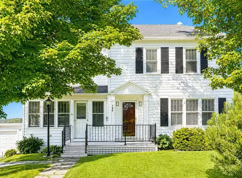 192 Main St, Van Buren, ME 04785