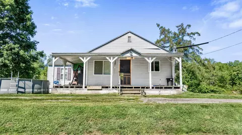 125 S Main St, Mechanic Falls, ME 04256