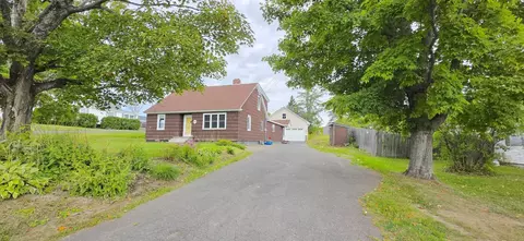 20 Judd St, Presque Isle, ME 04769
