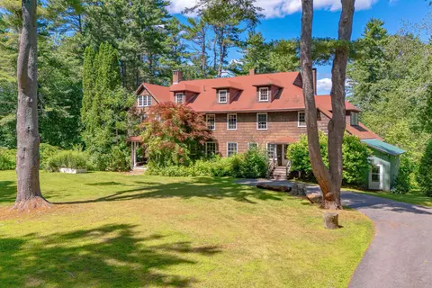 62 Waites Landing Rd, Falmouth, ME 04105