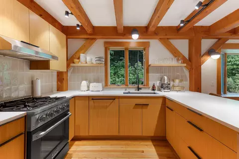 Kitchen - 2 Harbor Ridge Rd, Freeport, ME 04032 photo 1 of 2