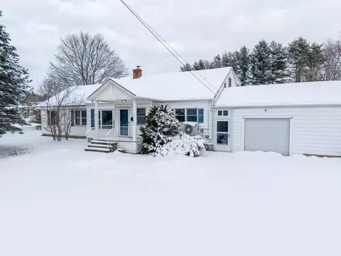 671 Essex St, Bangor, ME 04401