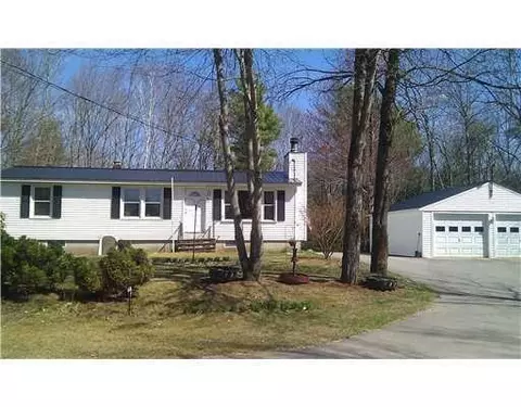 53 Hemlock Ridge Rd, Chelsea, ME 04330