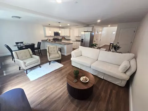 21 Signal St #I-3, Springvale, ME 04083