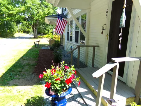 66 Waukeag Ave, Sorrento, ME 04677