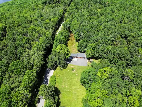 189 Pinnacle Rd, Canaan, ME 04924