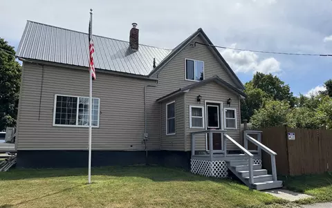 5 Western Ave, East Millinocket, ME 04430