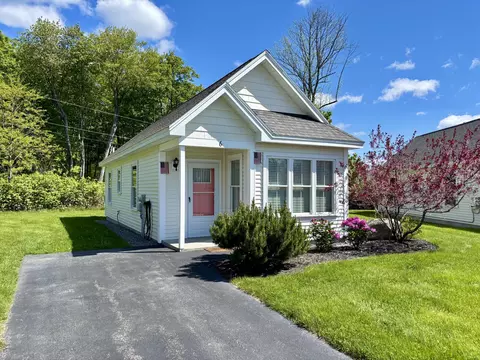 6 A St, Bridgton, ME 04009