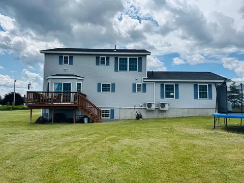 Exterior - 905 Blackstream Rd, Hermon, ME 04401 photo 3 of 8