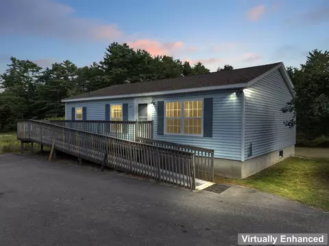 47 Windsor Rd, Chelsea, ME 04330
