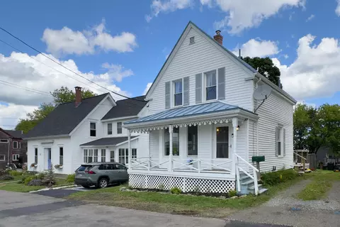 43 Pacific St, Rockland, ME 04841