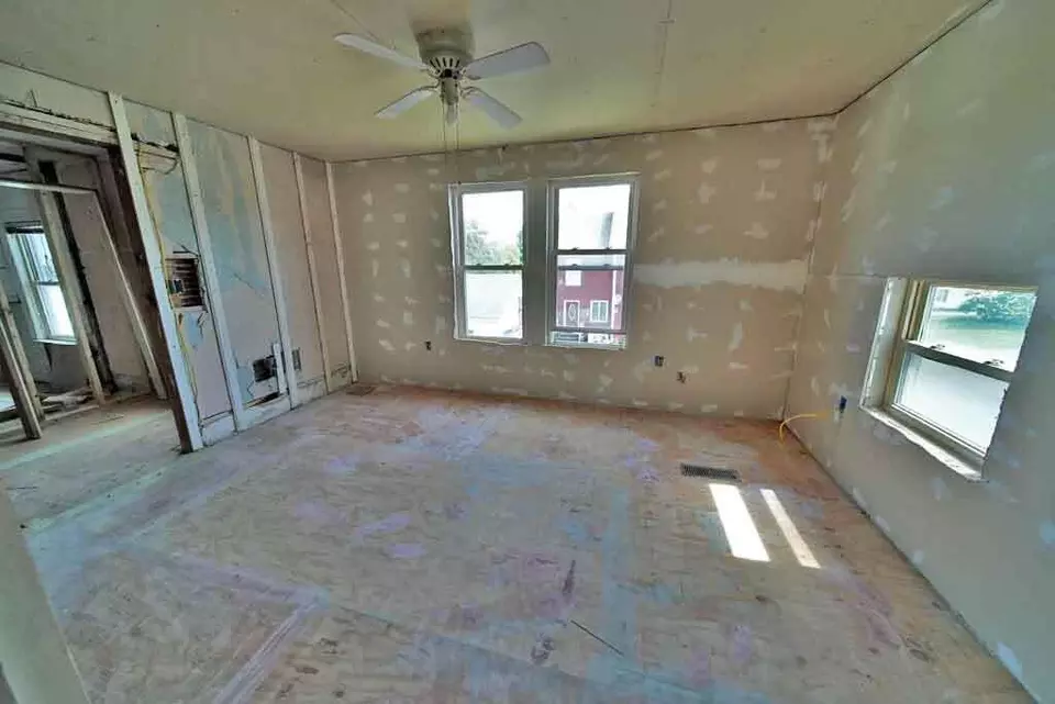 Bedroom - 7 Cleveland St, Houlton, ME 04730 photo 1 of 7