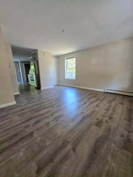 35 Maggie Ln #35-37, Portland, ME 04103