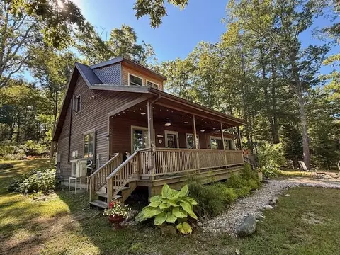 19 Bridges Point Rd, Penobscot, ME 04476