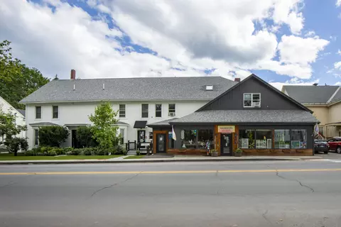 56 Elm St, Camden, ME 04843