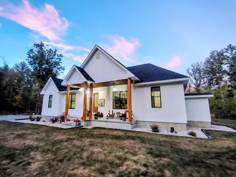 96 Ledgewood Ln, Brownfield, ME 04010