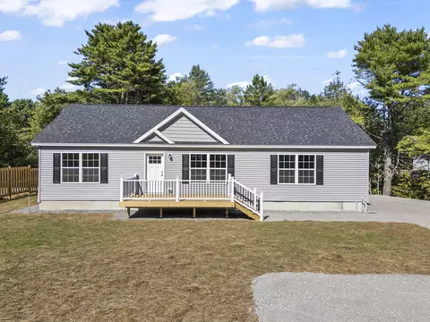 744 Ridge Rd, Bowdoinham, ME 04008