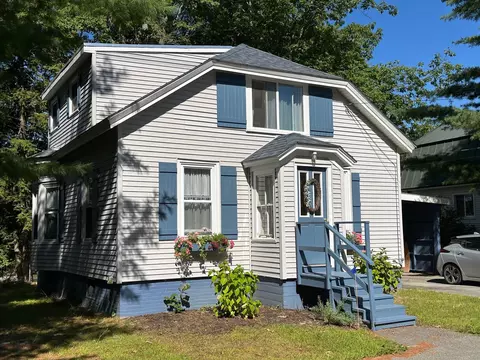 3 Bunker Ave, Fairfield, ME 04937