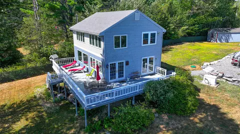 17 Dyvonne Ter, Bridgton, ME 04009