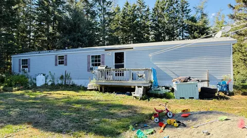 14 Frog Ln, Trescott Twp, ME 04652
