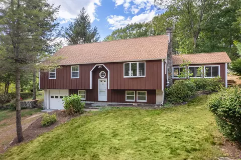 51 Josiah Norton Rd, Cape Neddick, ME 03902