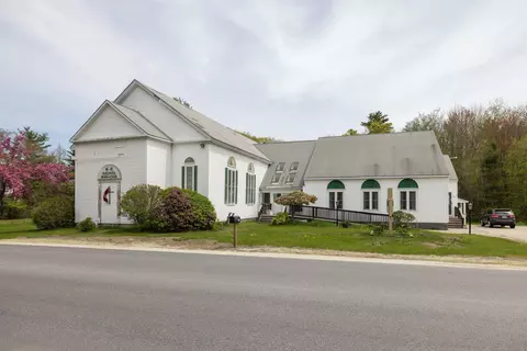 55 Church St, Lyman, ME 04002