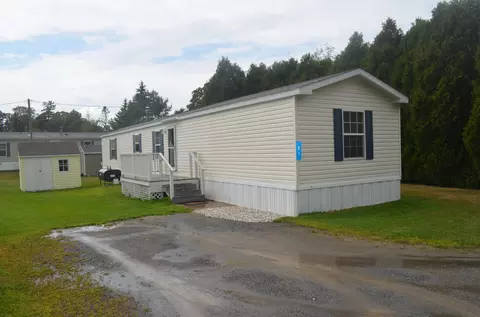 59 Ocean Point Rd #21, Boothbay Harbor, ME 04538