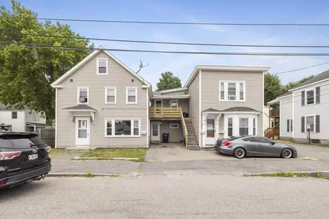 39 Green St, Biddeford, ME 04005