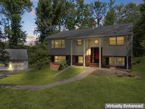 277 Crockett Ridge Rd, Norway, ME 04268