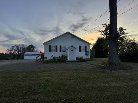 9 Main St, Corinth, ME 04427 photo 5
