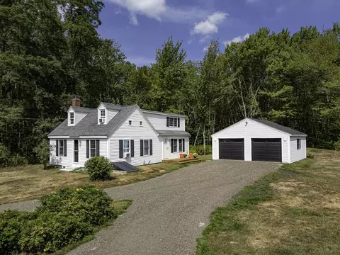 9 Ledgewood Ln, Freeport, ME 04032