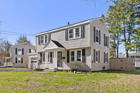 16 Emanual Dr, Brunswick, ME 04011
