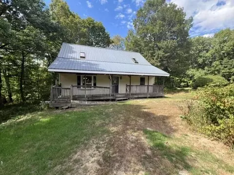 186 Elm Hill Rd, Paris, ME 04281