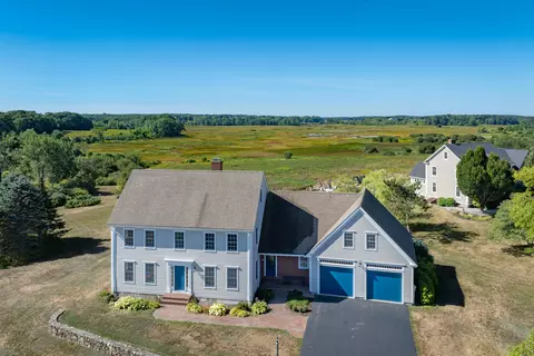 15 Wainwright Dr, Cape Elizabeth, ME 04107